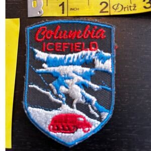 Vintage COLUMBIA ICEFIELDCanadian Rocky Mountains Travel Souvenir Sew-On‎ Patch